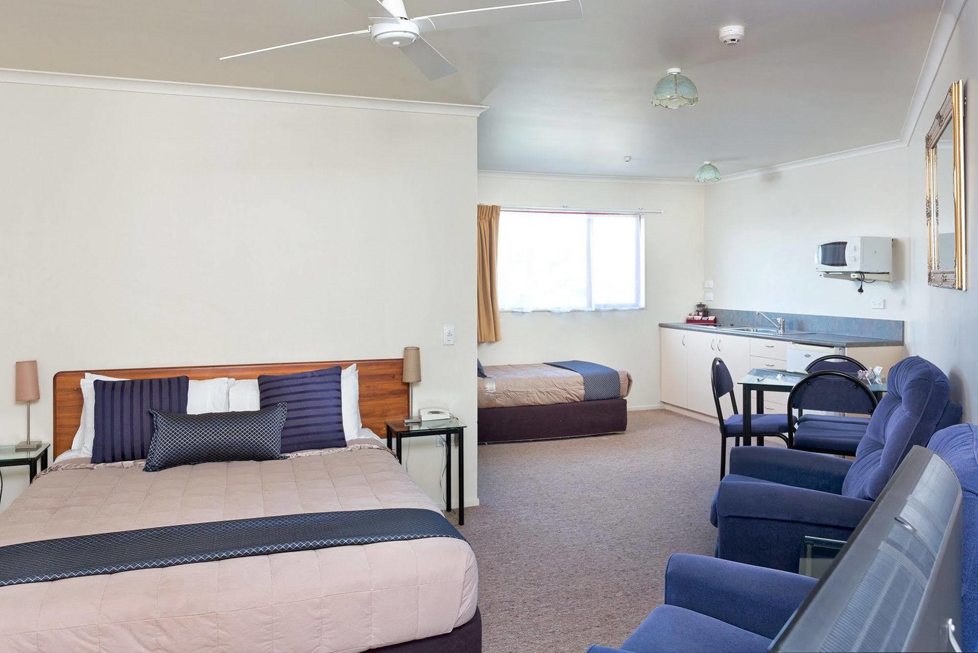 Bk'S Rotorua Motor Lodge ภายนอก รูปภาพ
